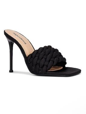 Revolve Superdown Jocelyn Heel in Black Size 7